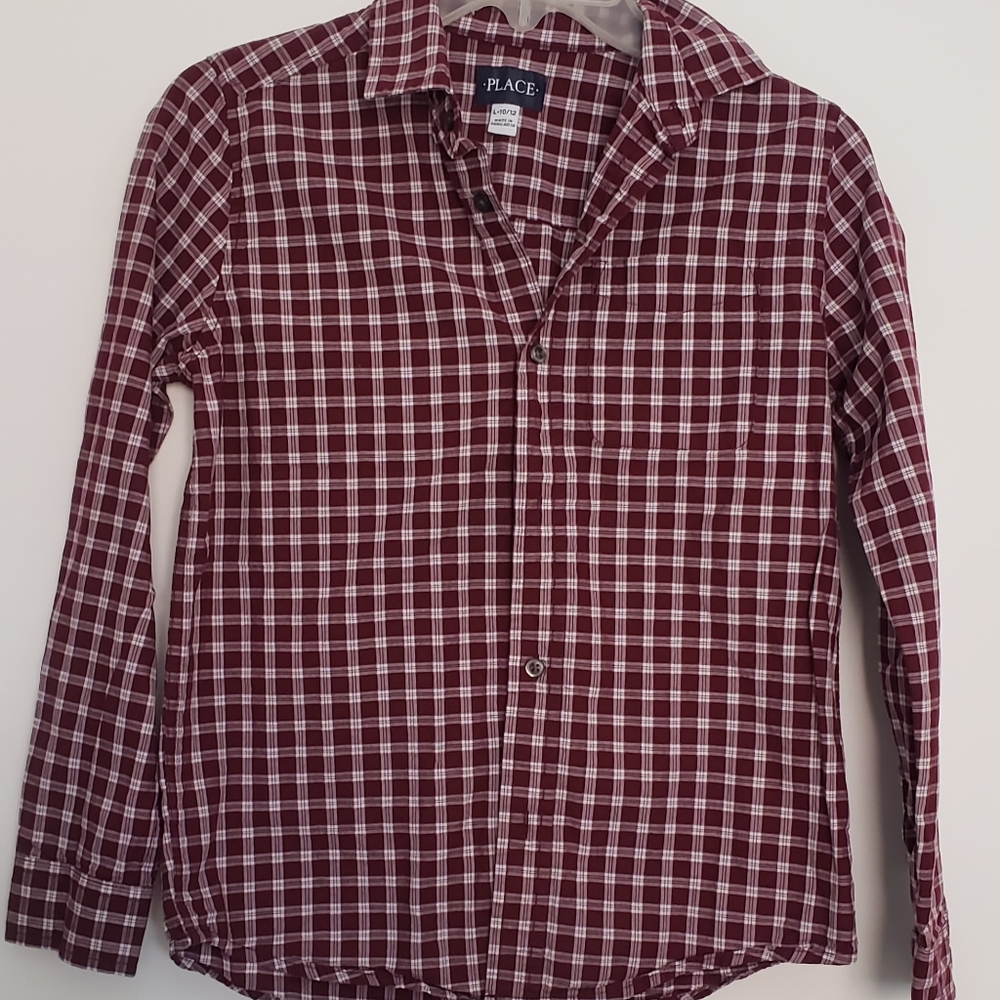 T shirt  children place square red and white
